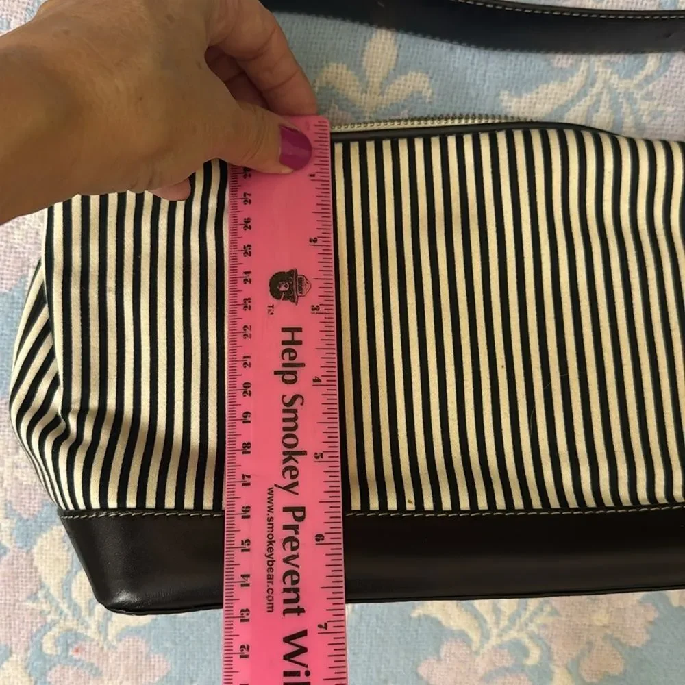 Kate Spade *Chic* Striped Handbag Shoulder-bag